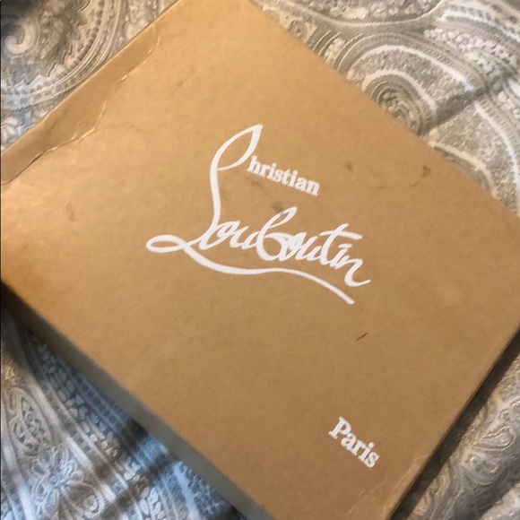 NWT LOUBOUTIN strappy Black showstopper stilettos - Picture 8 of 8